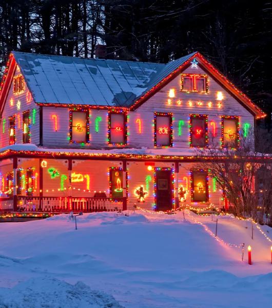 Lighting That Complements Every Home Exterior